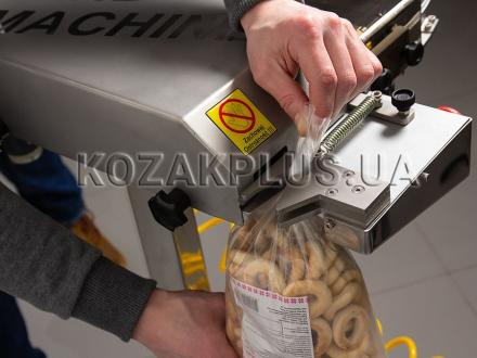 Для пакування хлібобулочних виробів, а також будь-якої іншої продукції