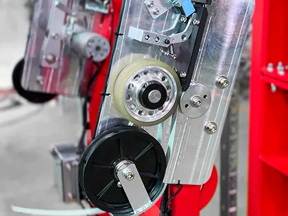 Механізм виштовхування кінця стрічки