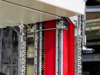 Можлива подача стрічки на будь-якій висоті