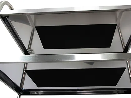 З нержавіючої сталі