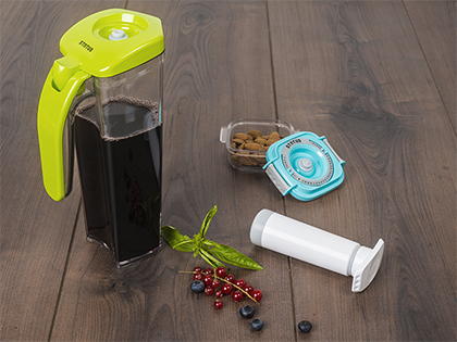 Із пластикового матеріалу Tritan™ BPA-free