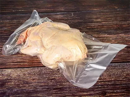 Вакуумування тушки курки