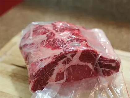 Щільне прилягання плівки до продукту