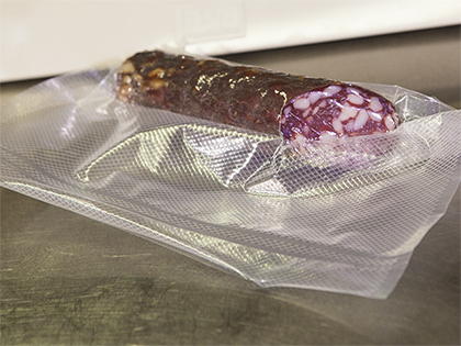 Зразки продуктів в вакуумному пакеті