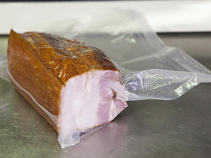 Зразки продуктів в вакуумному пакеті